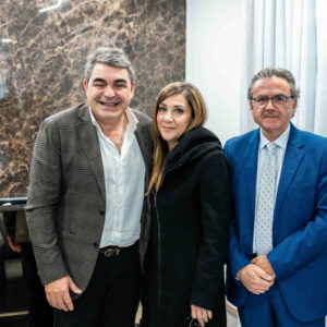 Geomedical - Progetto Onco-Fisiotonik - Il fisioterapista Luigi Novello insieme ad Alfredo Iannone e Annarosa Leone di Aquadro Pharma